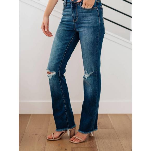 NEW JUDY BLUE high rise distressed straight jeans in medium wash - Picture 3 of 4